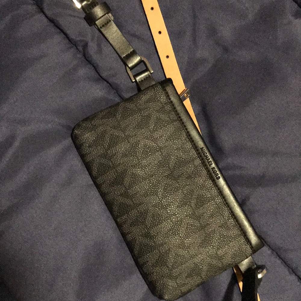 MICHAEL KORS fanny pack